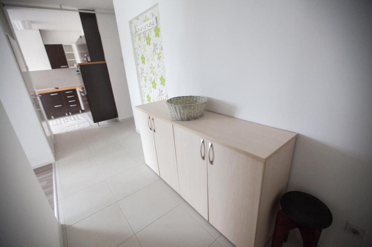 Riverview Apartment Όσιγιεκ Δωμάτιο φωτογραφία